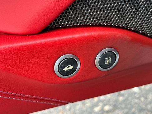 Used 2017 Ferrari 488 Spider image 13