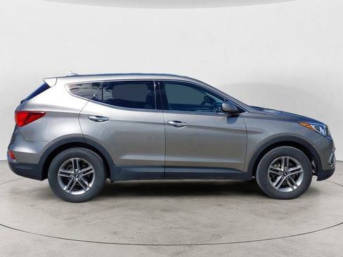 Used 2017 Hyundai Santa Fe Sport AWD/4WD image 6
