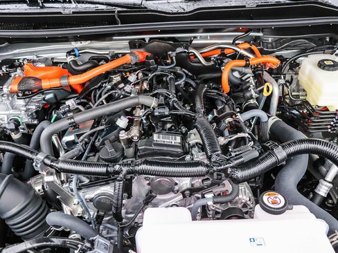 New 2025 Toyota 4Runner TRD Off-Road Premium image 15