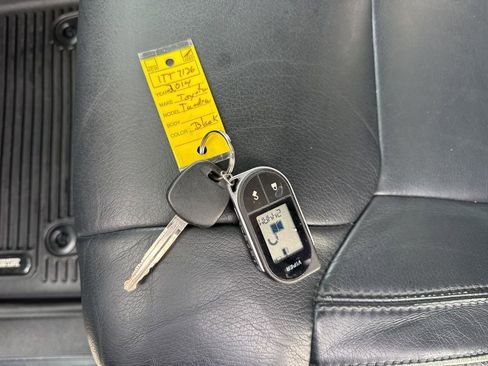 Used 2014 Toyota Tundra Limited w/ Limited Premium Package image 36