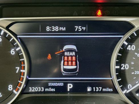 Used 2025 Nissan Pathfinder SV FWD image 19