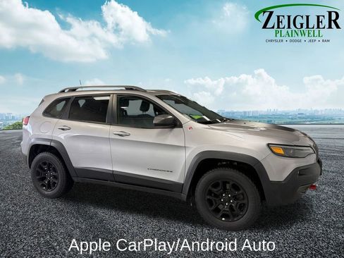 Used 2020 Jeep Cherokee Trailhawk image 11