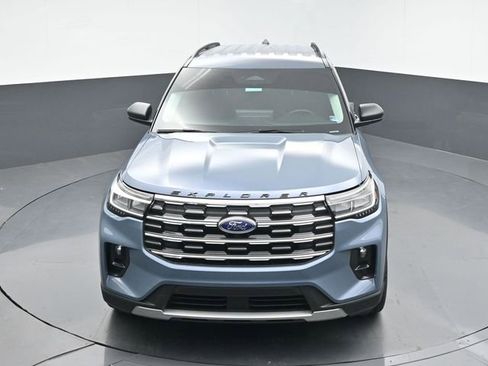 Certified 2025 Ford Explorer Active w/ Active Comfort Package RWD image 39