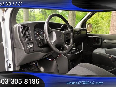 Used 2002 Chevrolet Express 3500 Extended Passenger w/ LS Preferred Equipment Group RWD image 12