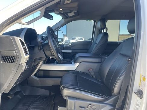 Used 2020 Ford F250 Lariat w/ Chrome Package image 20