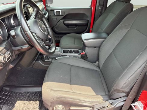 Used 2020 Jeep Wrangler Sport AWD/4WD image 16