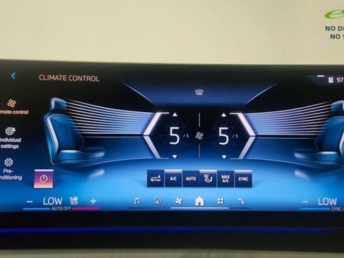 Used 2026 BMW i5 eDrive40 w/ M Sport Package RWD image 85