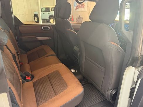 Used 2021 Ford Bronco Outer Banks w/ Sasquatch Package image 20