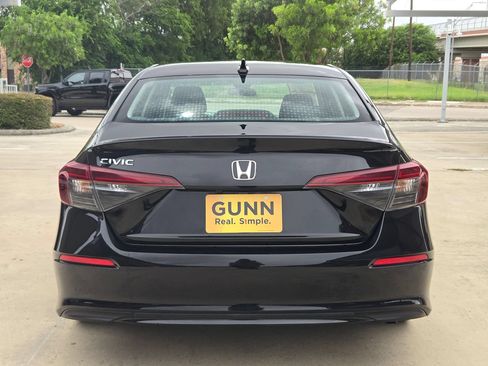 Used 2025 Honda Civic LX image 4