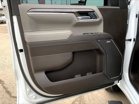 Certified 2023 Chevrolet Silverado 1500 LTZ w/ Z71 Off-Road Package image 20