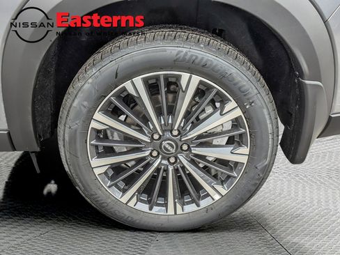 New 2026 Nissan Pathfinder Platinum image 29