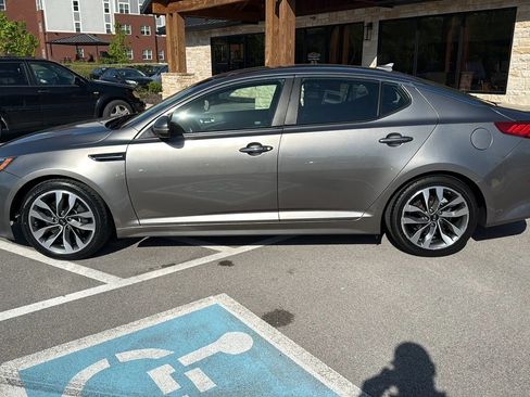 Used 2015 Kia Optima SX w/ SX Premium Technology Package FWD image 2