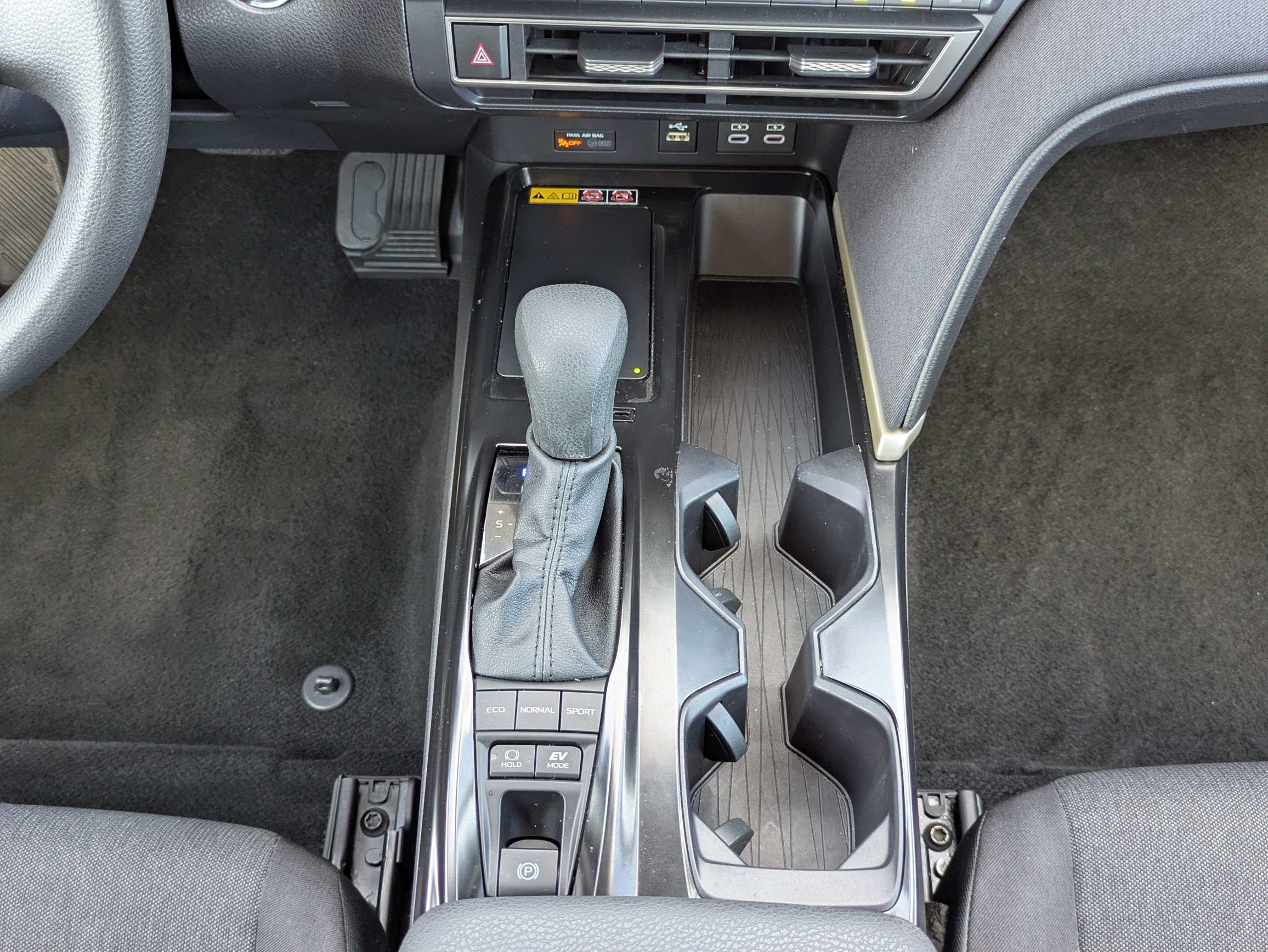 Used 2026 Toyota Camry LE FWD image 18
