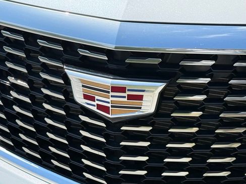 Certified 2025 Cadillac XT5 Premium Luxury AWD/4WD image 6