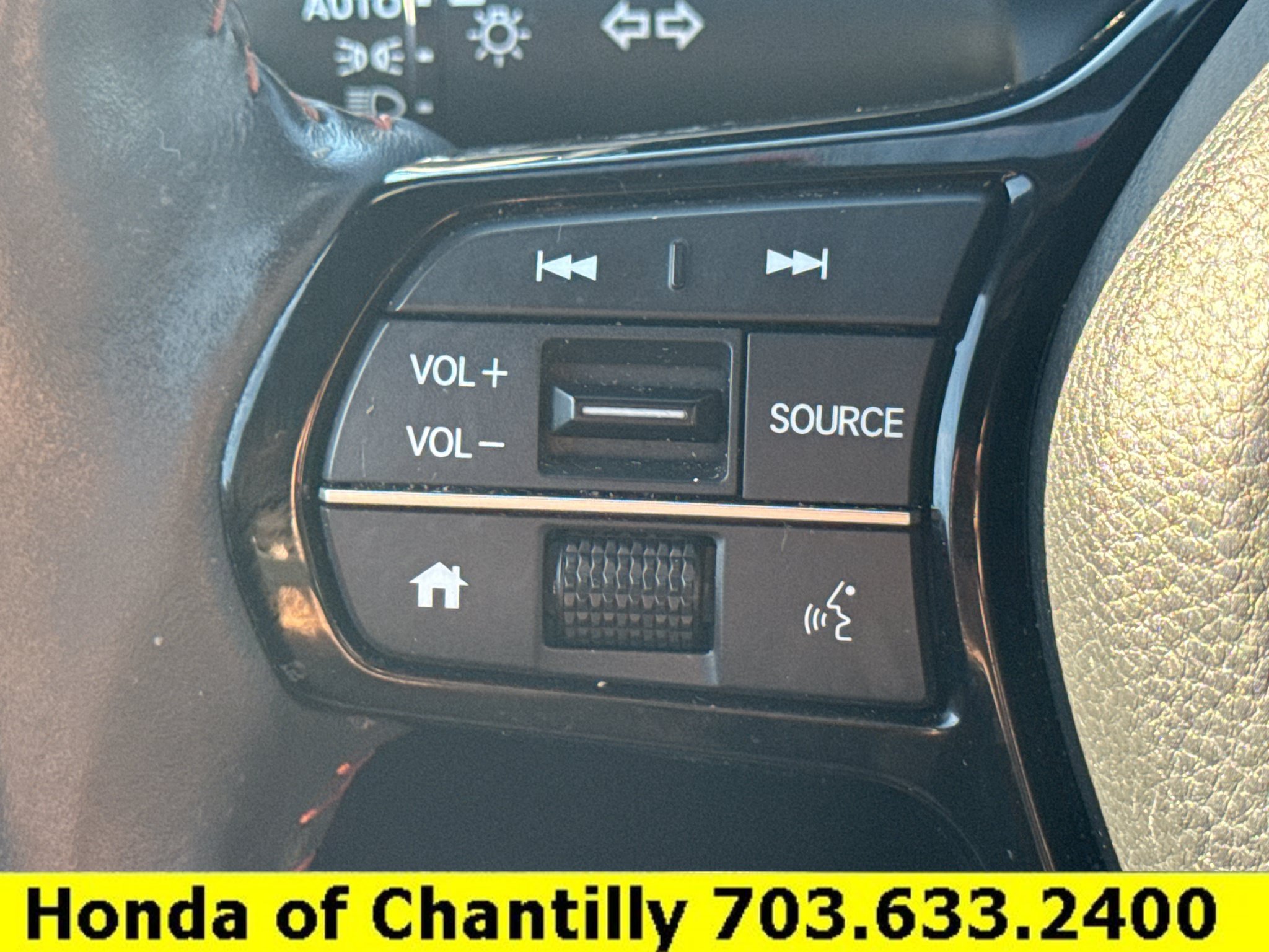 Certified 2025 Honda HR-V Sport image 13