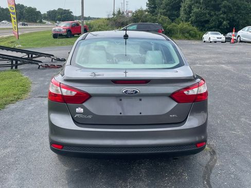 Used 2012 Ford Focus SEL FWD image 4