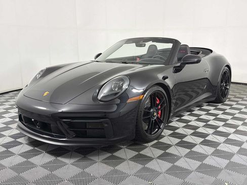 Used 2022 Porsche 911 Carrera GTS RWD image 3
