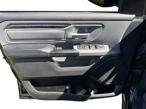 Used 2022 RAM 1500 Big Horn AWD/4WD image 11