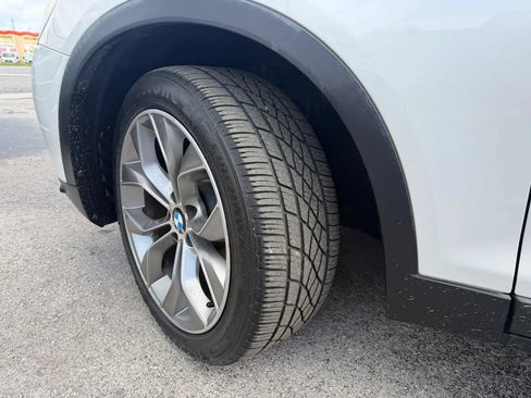 Used 2015 BMW X3 sDrive28i RWD image 16
