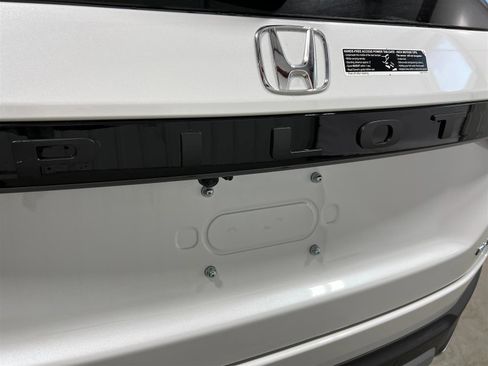 New 2025 Honda Pilot Elite image 5