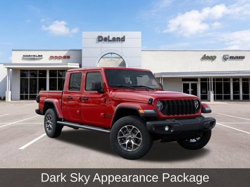 Used 2025 Jeep Gladiator Sport AWD/4WD image 5