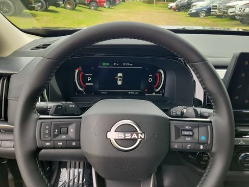 New 2026 Nissan Pathfinder SL FWD image 13