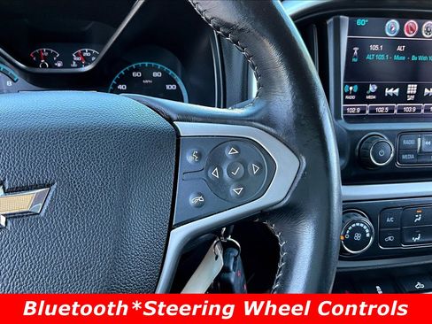 Used 2016 Chevrolet Colorado LT w/ LT Convenience Package RWD image 12