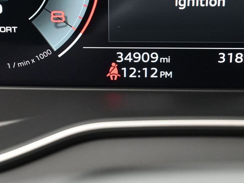 Used 2022 Audi Q5 2.0T Prestige w/ Prestige Package image 20