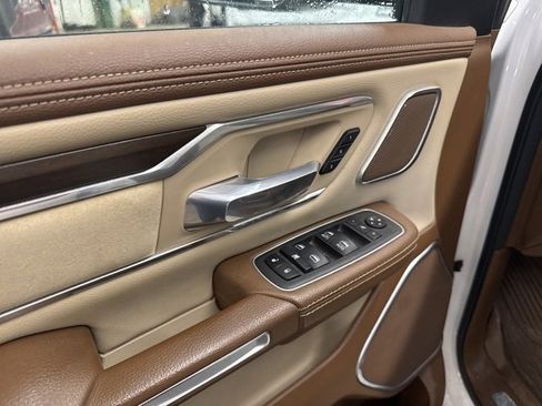 Used 2022 RAM 1500 Laramie image 14