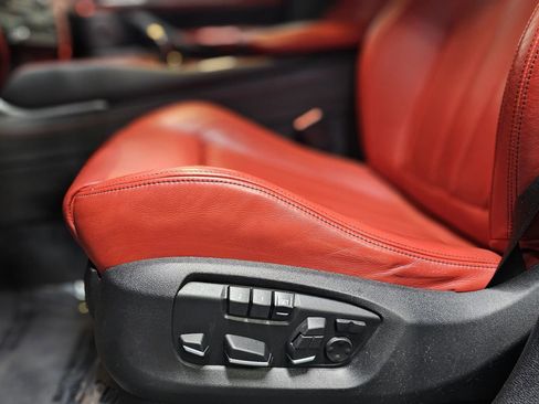 Used 2018 BMW X5 M w/ Executive Package image 18