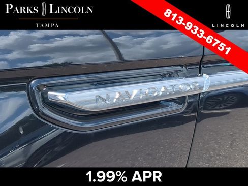 Used 2021 Lincoln Navigator Reserve w/ Luxury Package AWD/4WD image 13