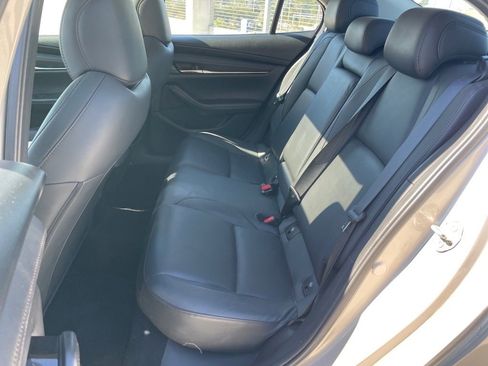 Used 2024 MAZDA MAZDA3 s image 19