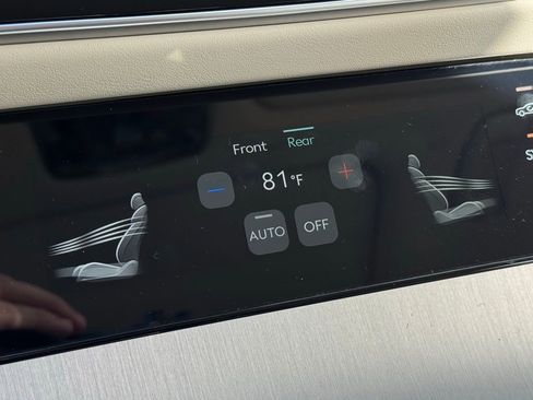 New 2026 Genesis GV70 2.5T Advanced image 33