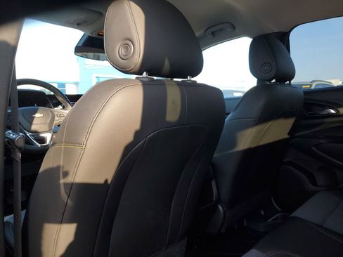 Certified 2024 Chevrolet Trax LT w/ Driver Confidence Package image 30