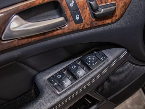 Used 2013 Mercedes-Benz CLS 550 4MATIC image 14