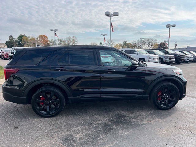 Used 2021 Ford Explorer ST w/ ST Street Pack AWD/4WD image 4