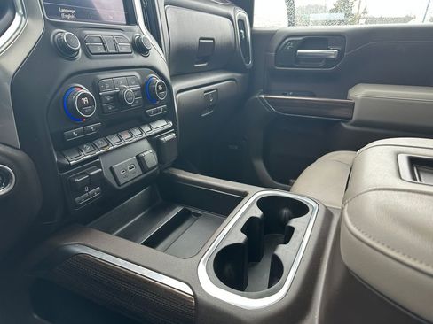 Used 2019 Chevrolet Silverado 1500 LT Trail Boss image 23