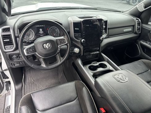 Used 2023 RAM 1500 Laramie AWD/4WD image 17