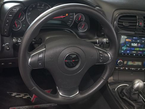 Used 2012 Chevrolet Corvette Grand Sport w/ 2LT Preferred Equipment Group RWD image 5