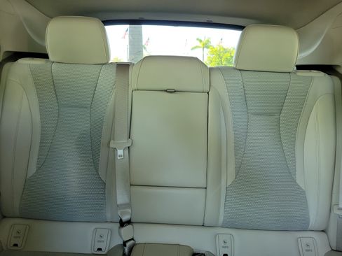 Used 2023 Buick Envision Preferred AWD/4WD image 15