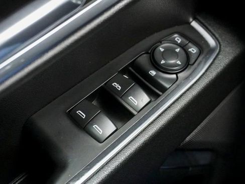 Used 2023 GMC Sierra 1500 SLE image 23