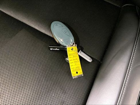 Used 2024 Hyundai Santa Fe SEL image 10