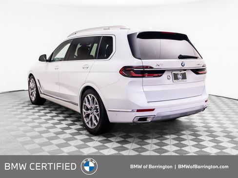 Certified 2025 BMW X7 xDrive40i w/ Premium Package AWD/4WD image 3