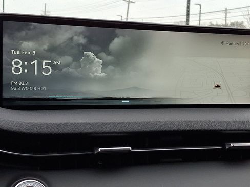 Used 2023 Genesis GV70 2.5T w/ Advanced Package image 24