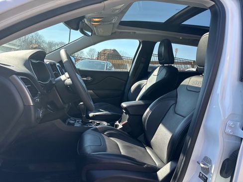 Used 2022 Jeep Cherokee Limited AWD/4WD image 13