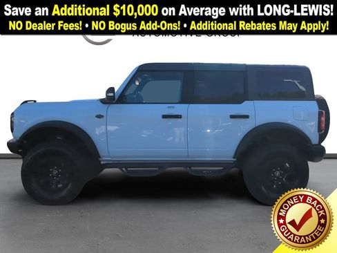 Used 2023 Ford Bronco Wildtrak image 2