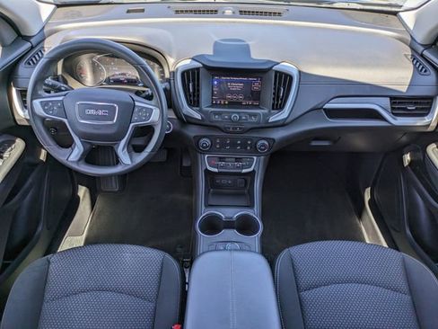 Used 2023 GMC Terrain SLE FWD image 16