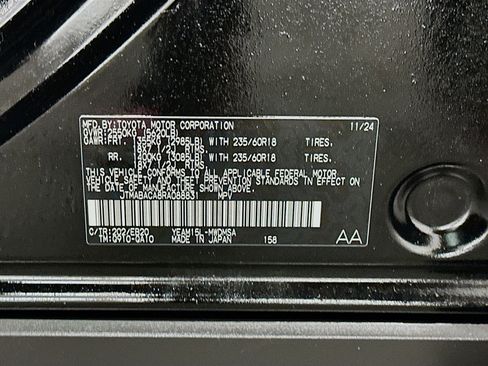 Used 2024 Toyota bZ4X XLE w/ Weather Package image 12