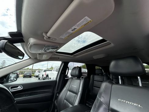 Used 2018 Dodge Durango Citadel w/ Technology Group AWD/4WD image 40