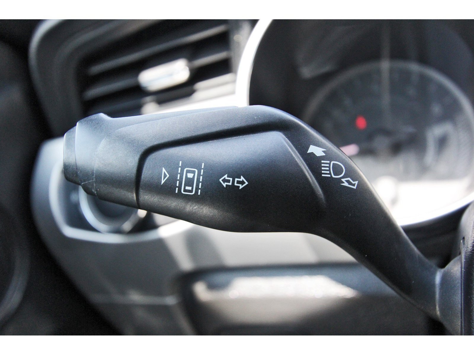 Used 2021 Ford Mustang Premium RWD image 17